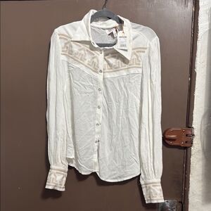 Shyanne Women’s White Long Sleeve Shirt with Tan Accents